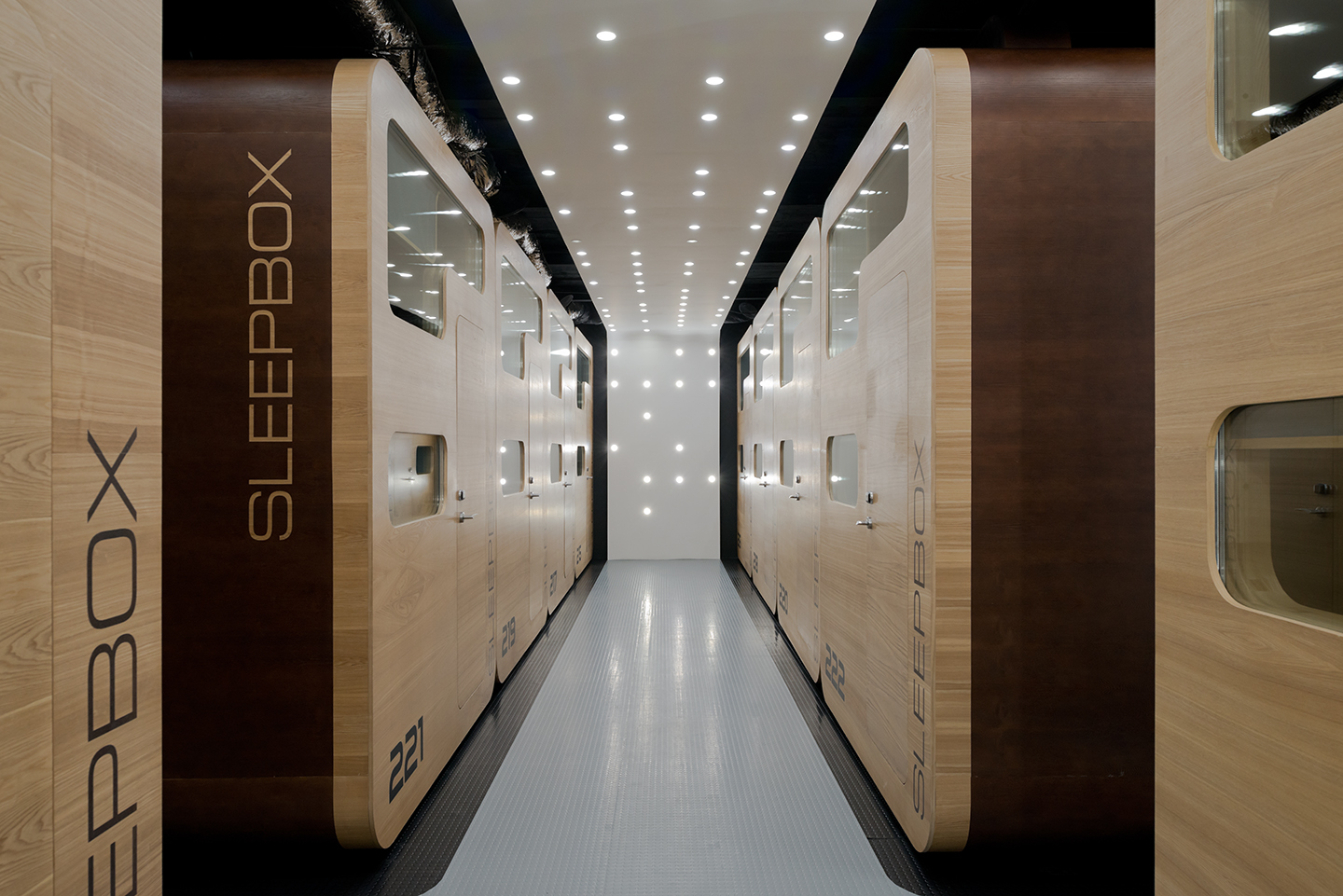 Arch Group | capsule hotel in Moscow - ILYA IVANOV